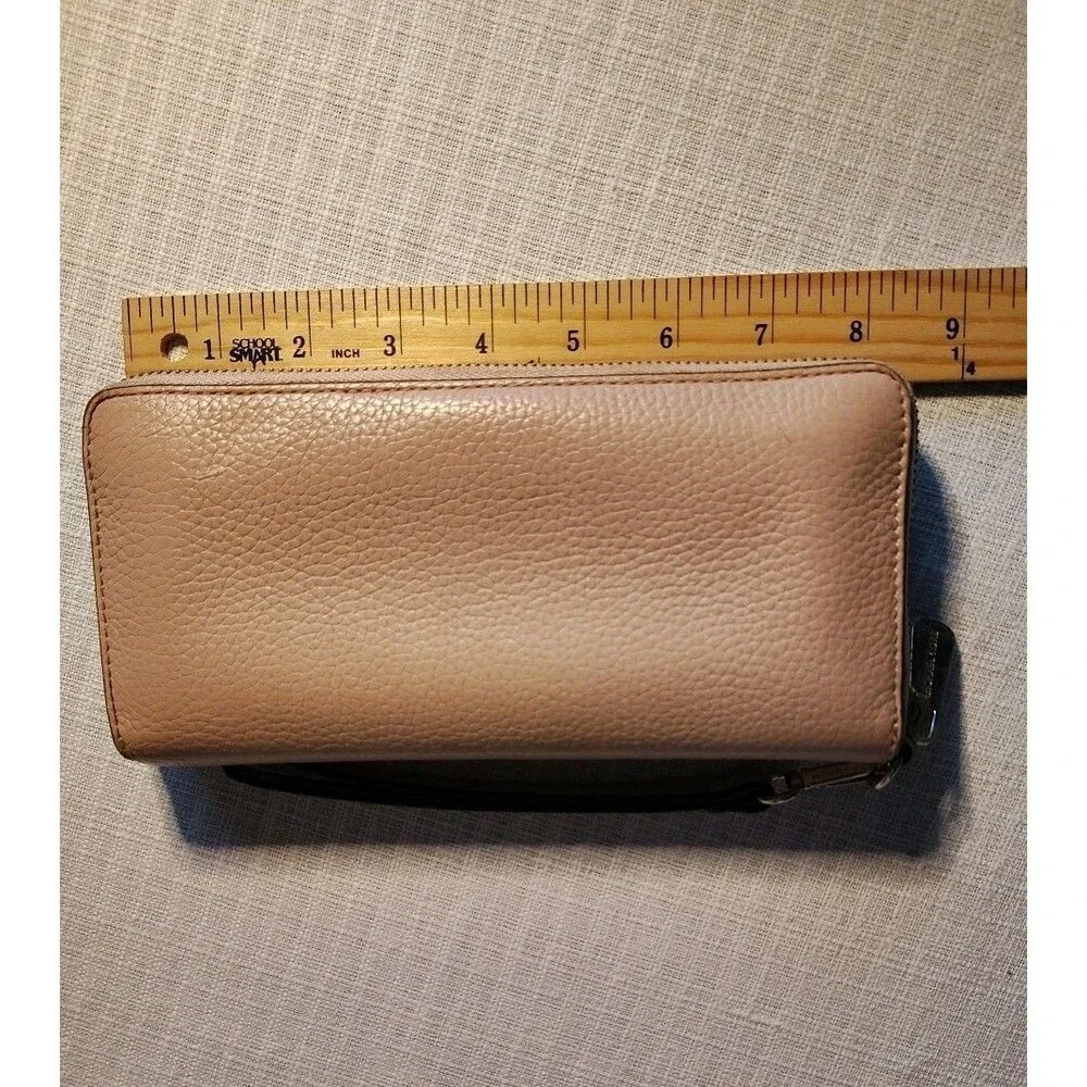 Michael Kors Jet Set Large Continental Zip Around Wallet Leather